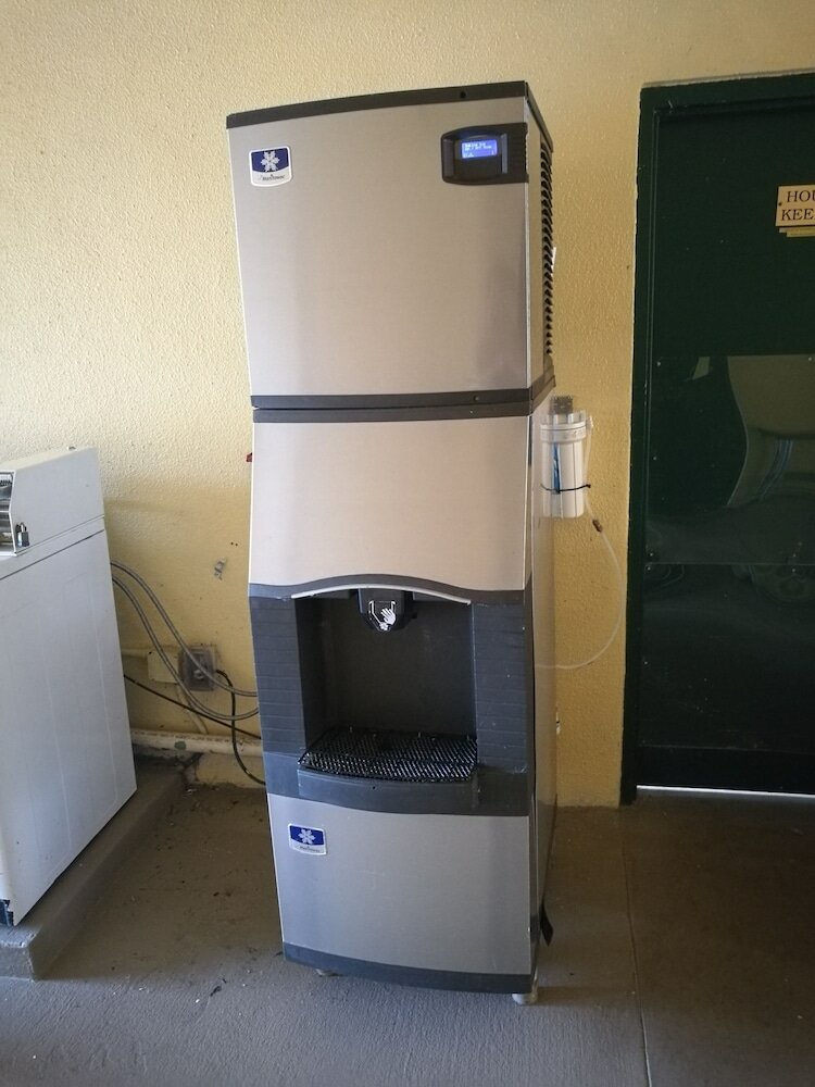 Фото Golden Link Resort Motel