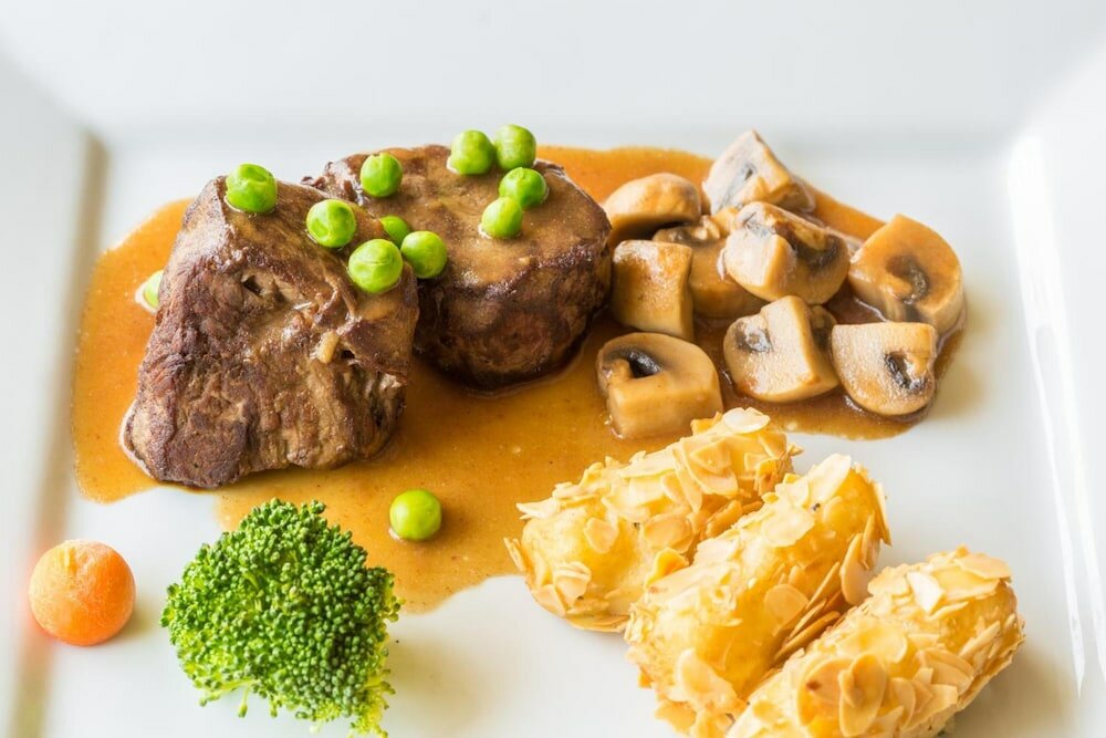 Фото Sunday Business Avenue