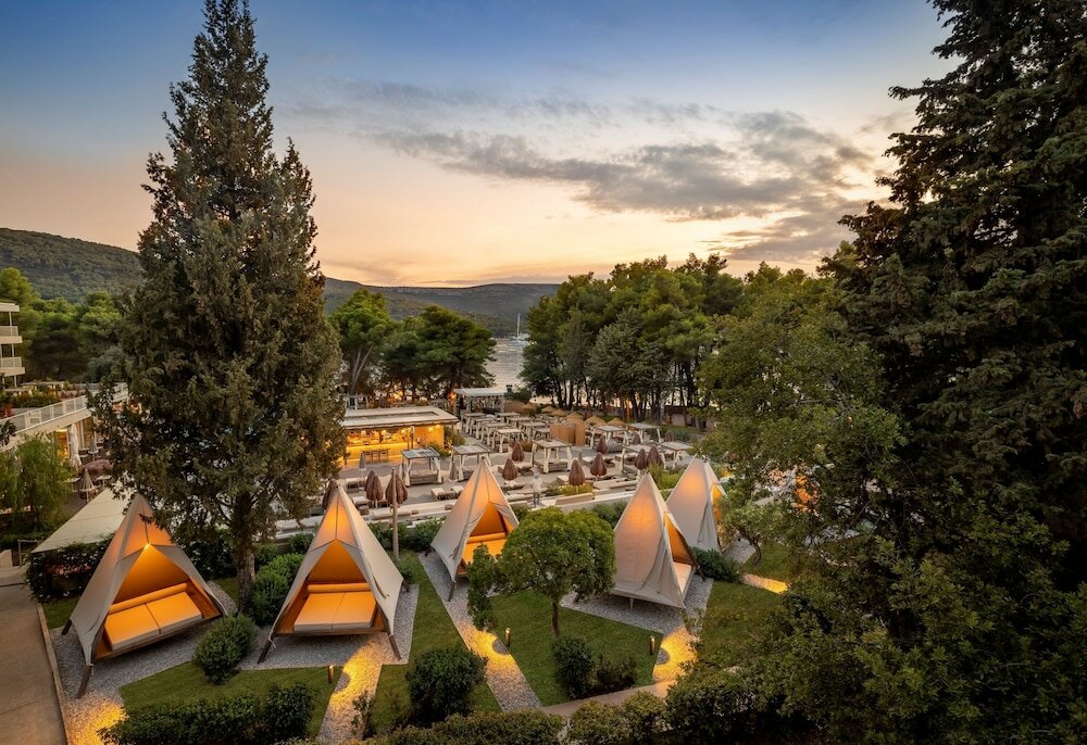 Фото Hvar Placeshotel by Valamar