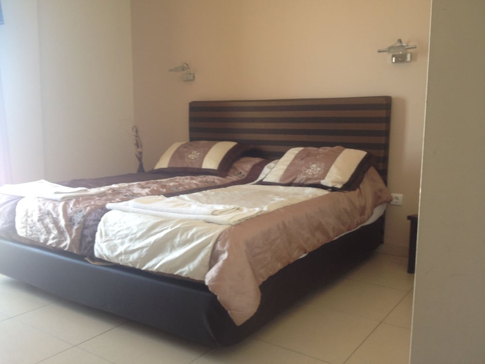 Фото Hotel Plaza