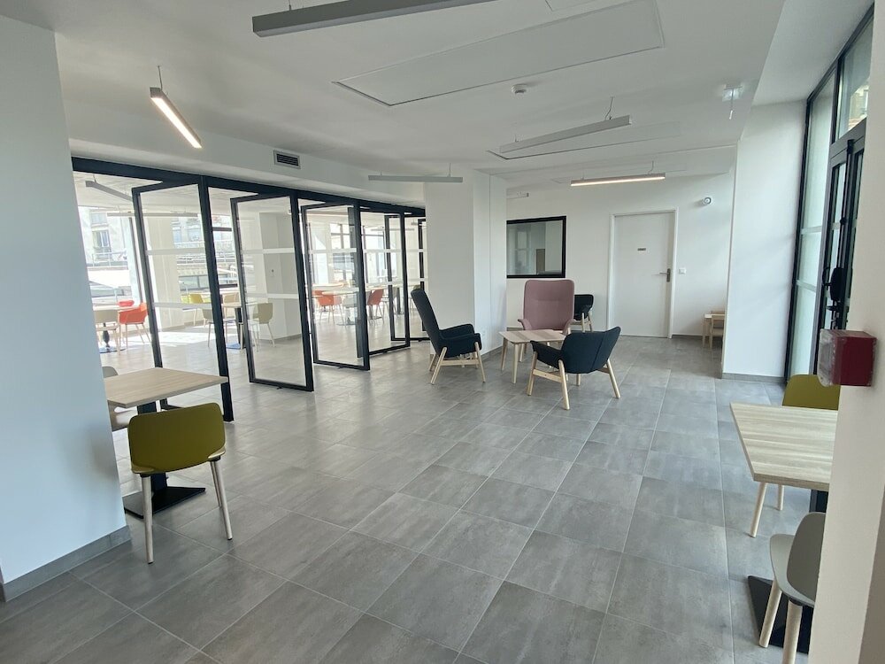 Фото Moov'Appart Hotel Clichy