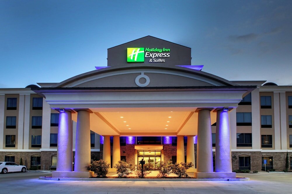 Фото Holiday Inn Express Hotel & Suites Natchez South, an Ihg Hotel