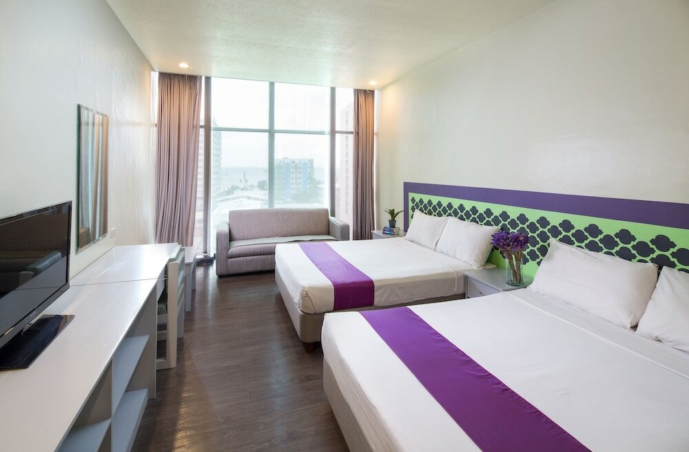 Фото V Hotel