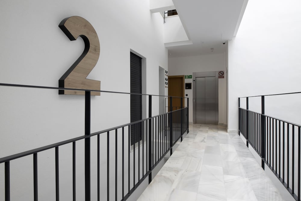 Фото Goodnight Cádiz Apartments