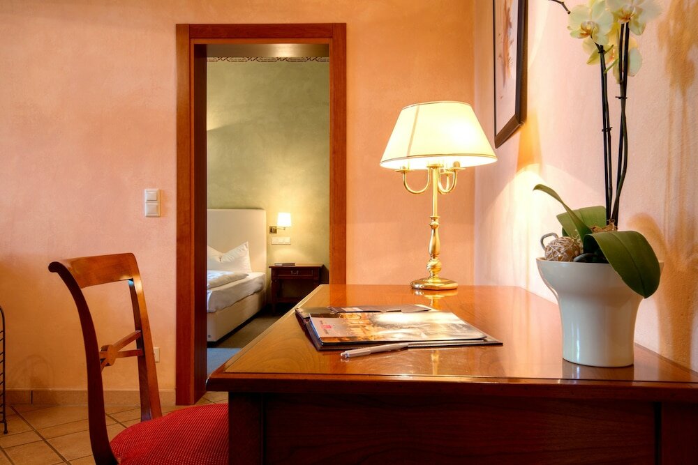 Фото Hotel am Luisenplatz