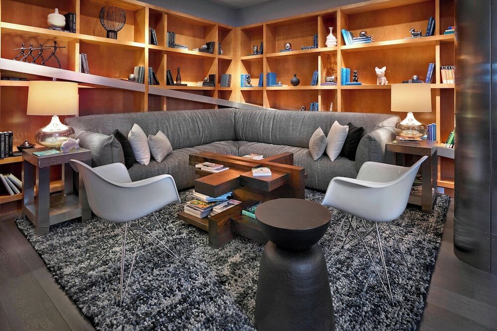 Фото Renaissance Edmonton Airport Hotel