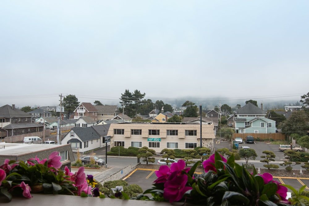 Фото Hi-Tide Oceanfront Inn