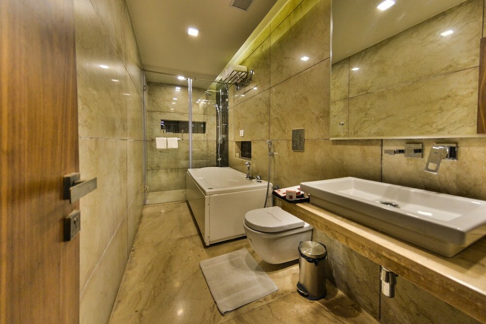 Фото Clarks Inn Srinagar