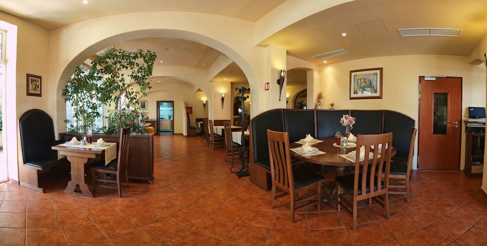 Фото Hotel Perla