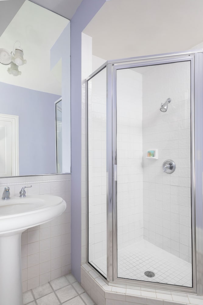 Фото Weatherstation Inn