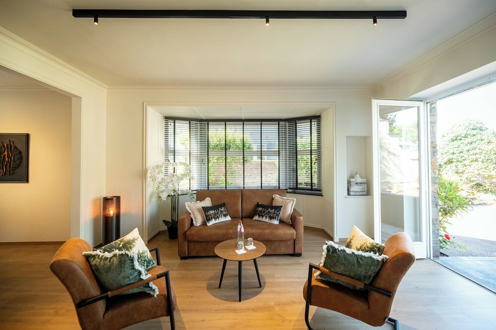 Фото Hotel La Villa des Fleurs