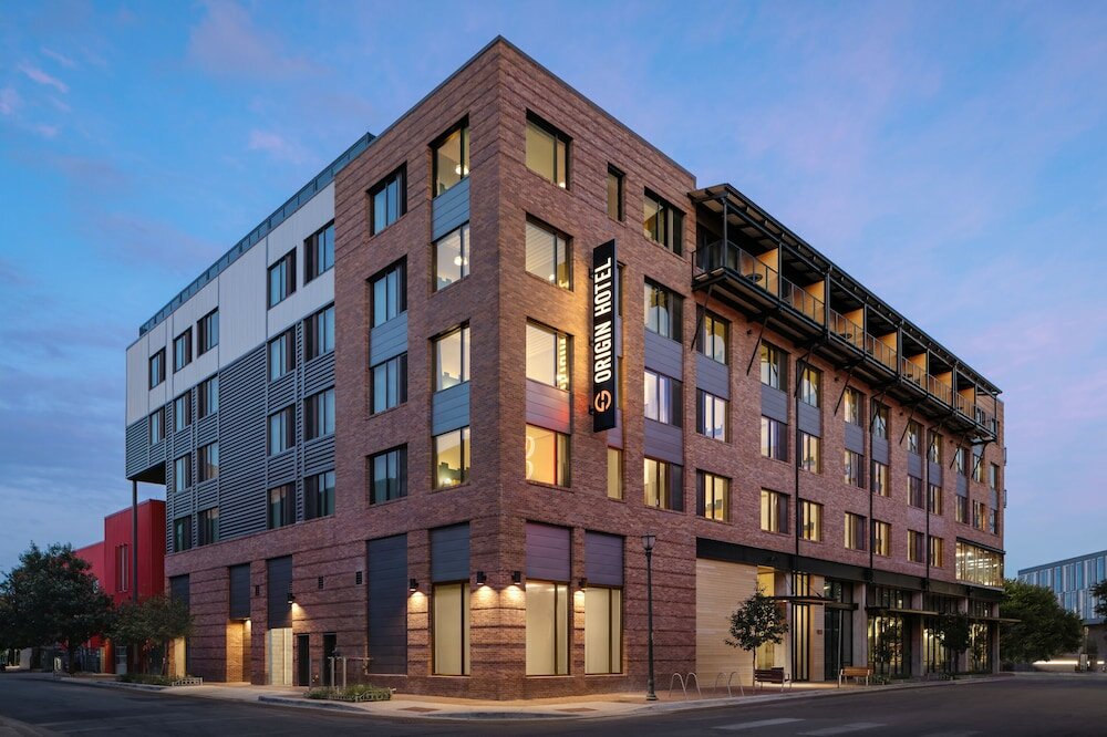 Фото отеля 1