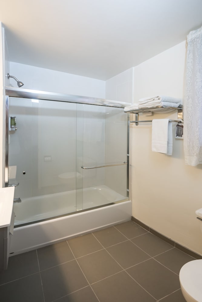 Фото Grant Plaza Hotel