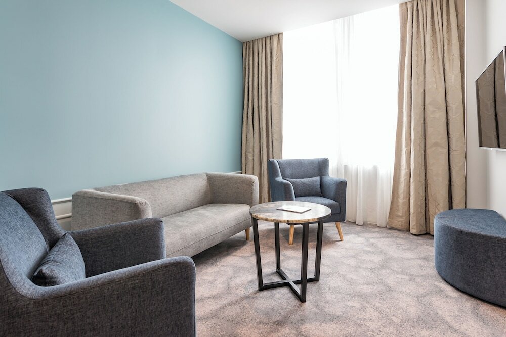 Фото Airedale Boutique Suites