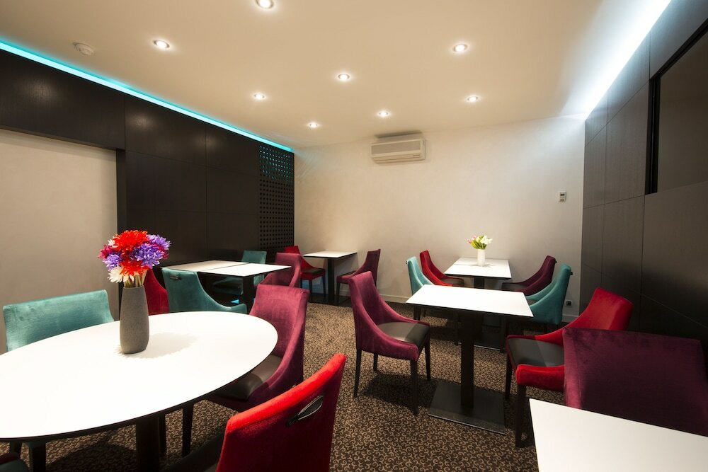 Фото Hotel Des Lices