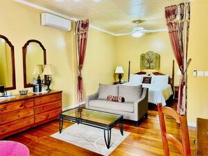 Гостиница The Great House Inn