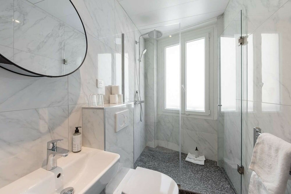 Фото Hotel Saint Christophe Paris