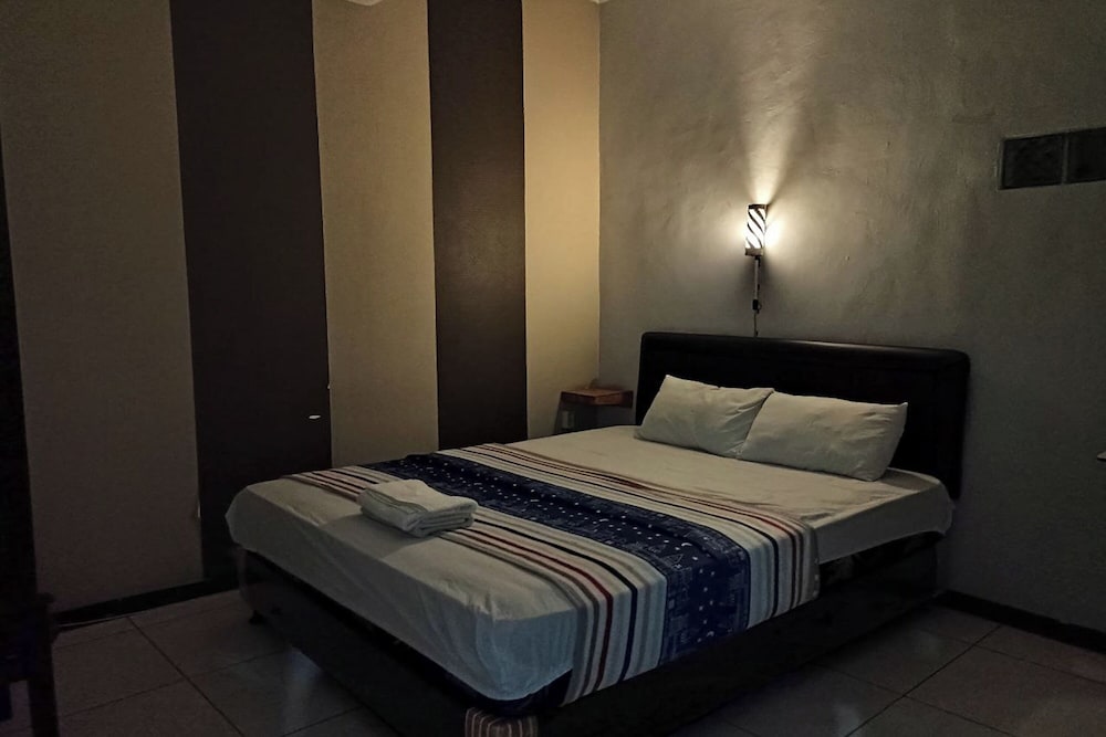 Фото Hotel Bintang Malang