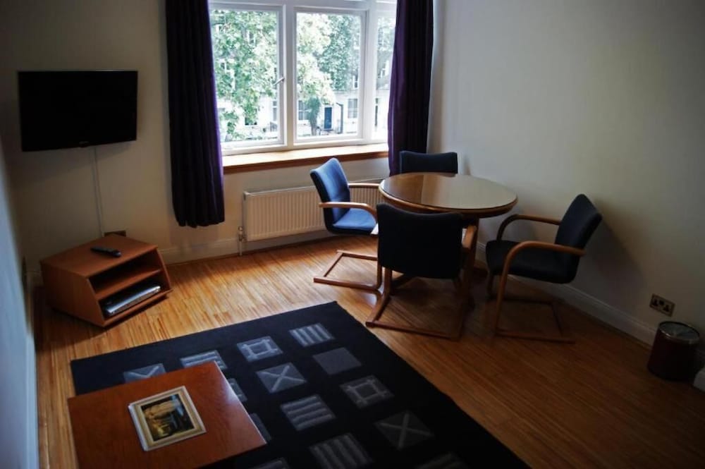 Фото Westpoint Hotel