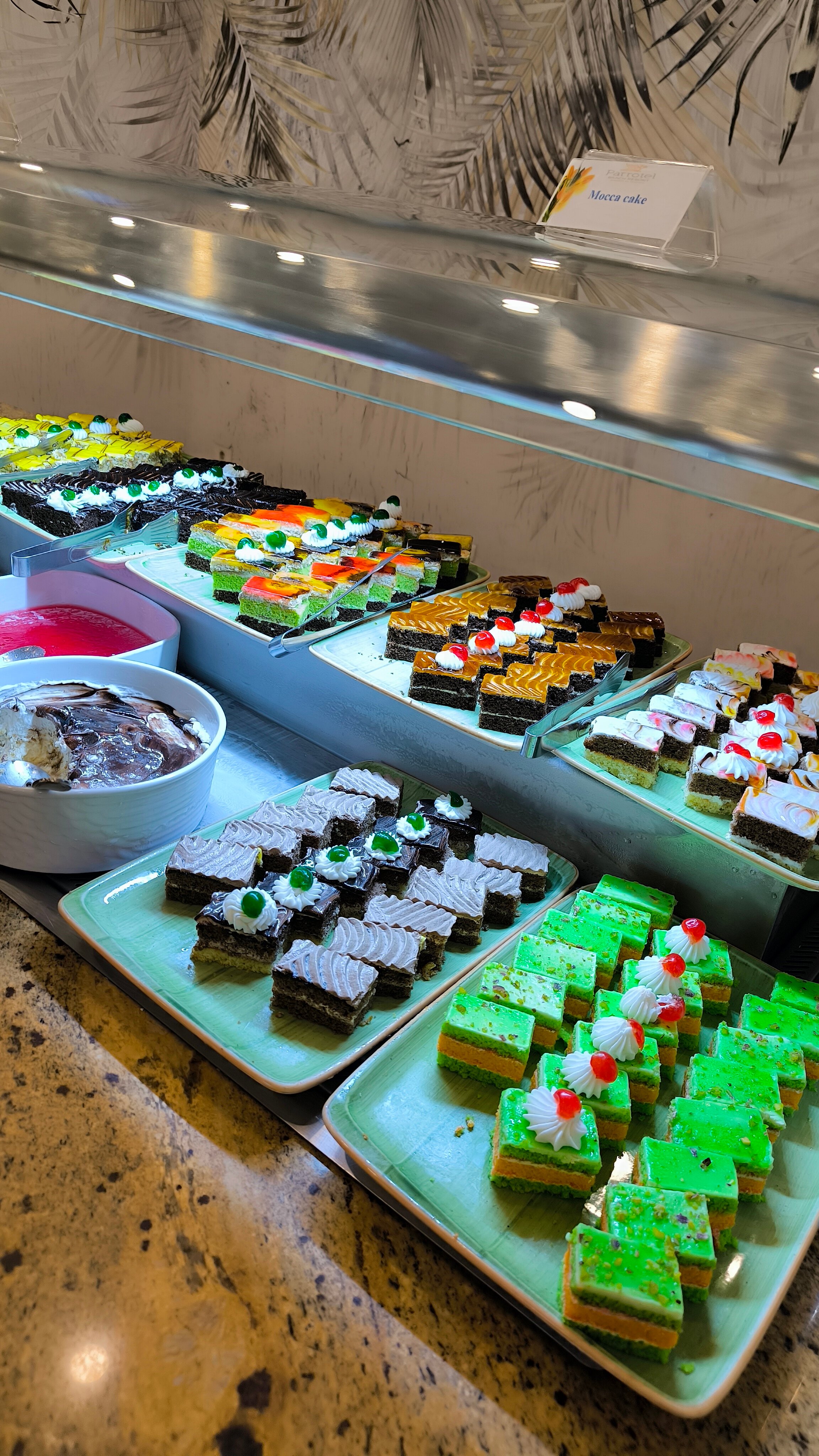 Фото Parrotel Beach Resort