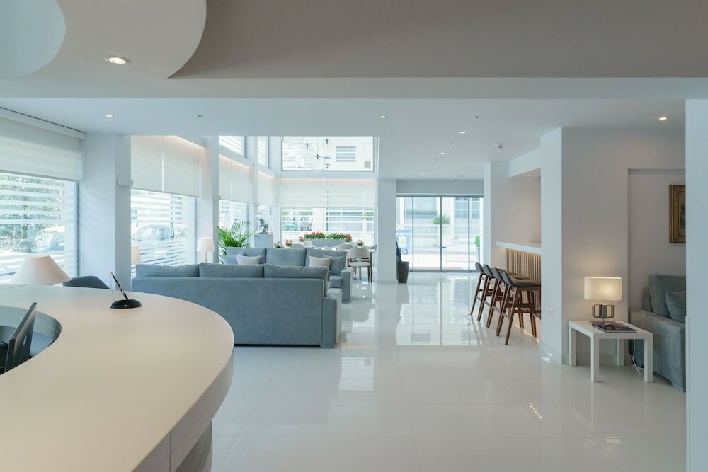 Фото Gallery Central Piraeus Port