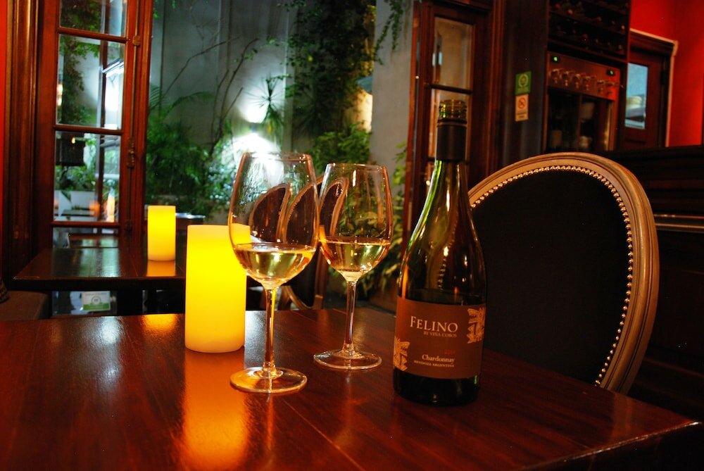 Фото Miravida Soho Hotel & Wine Bar