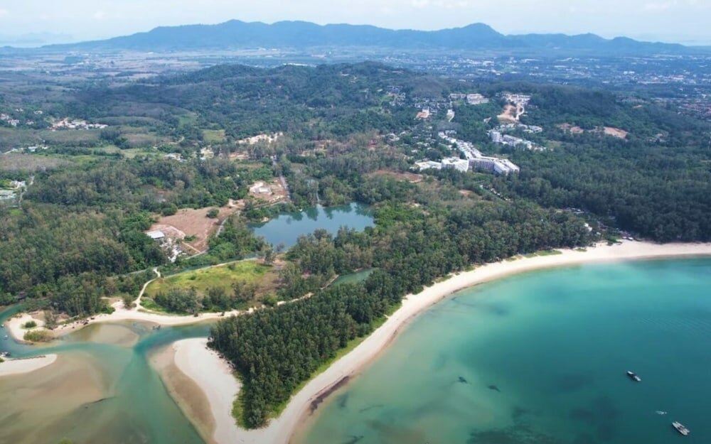 Фото Laya Resort Phuket