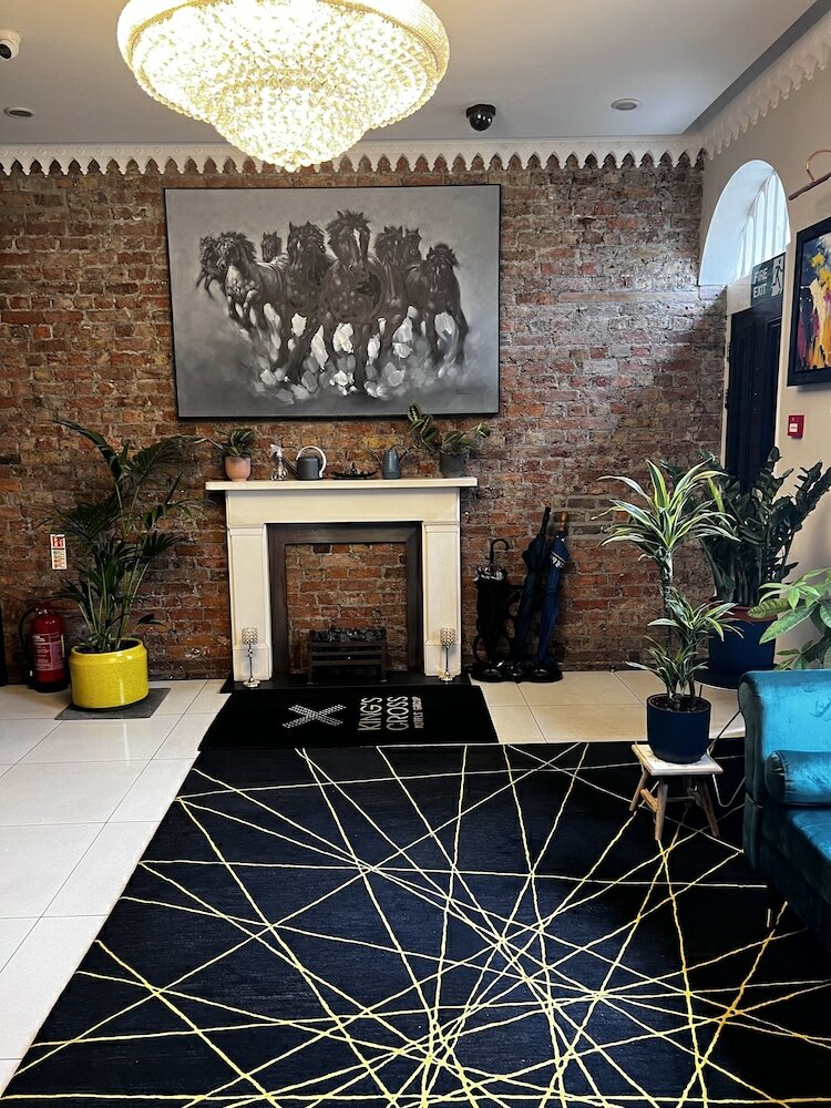 Фото The Melville Hotel by Rokxy - Kings Cross