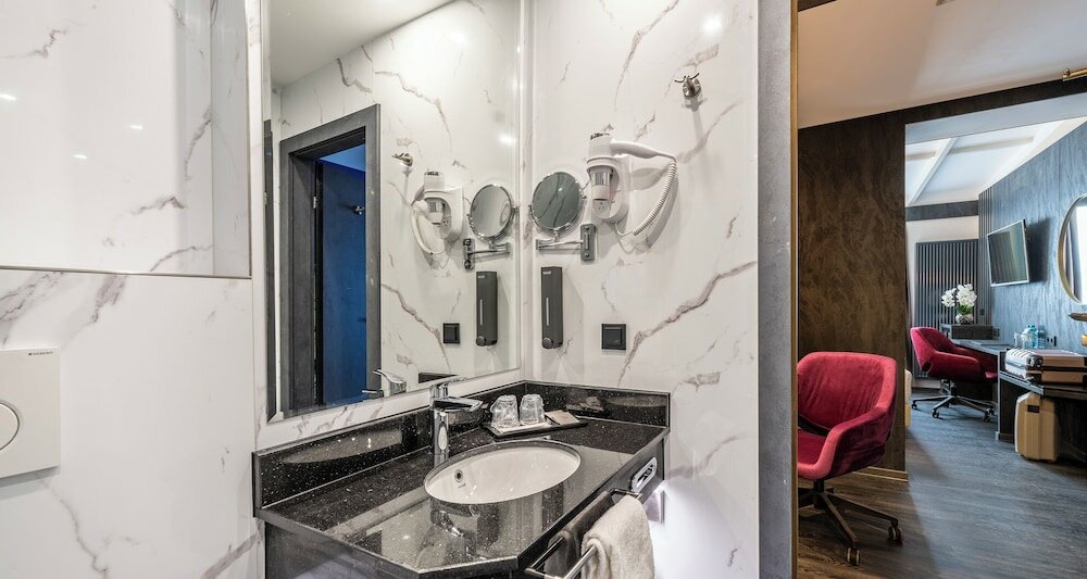 Фото Amedia Express Salzburg