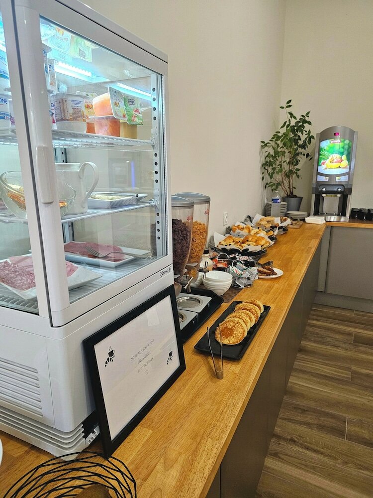 Фото Adonis Sanary Grand Hotel des Bains