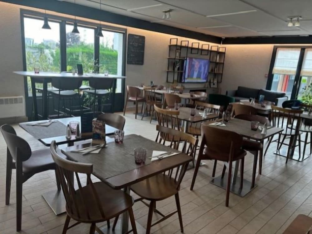 Фото Campanile - Gennevilliers Port