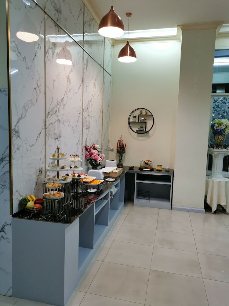 Фото Morakot Hotel Chumphon