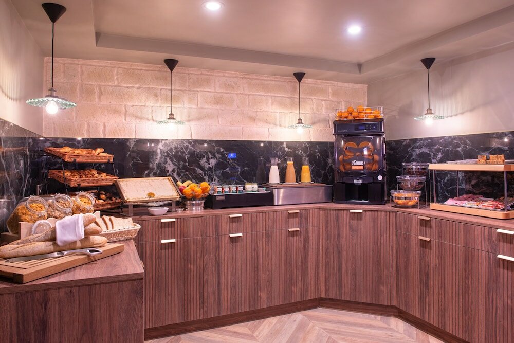 Фото Hotel Aston Paris