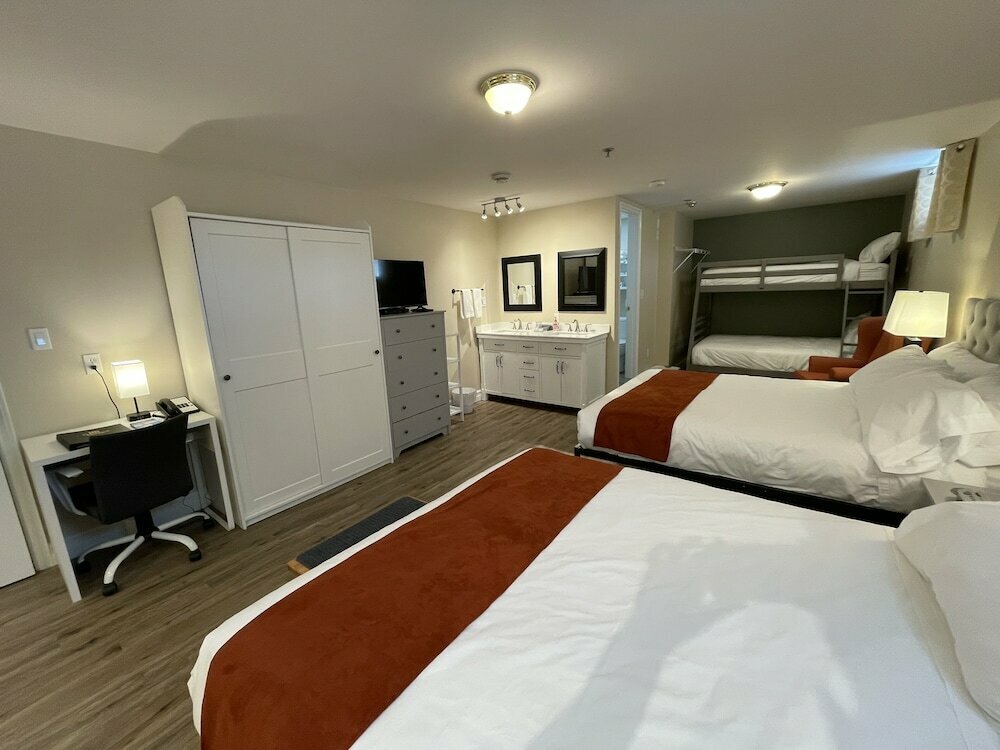 Hotel The Harbour House, Charlottetown, photo