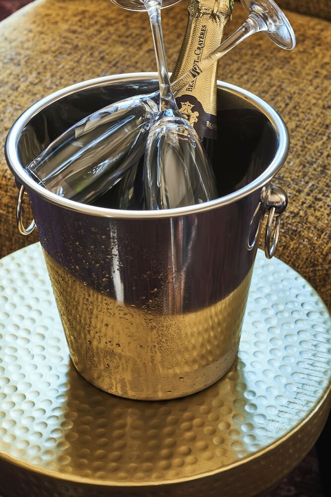 Фото Hôtel Le Versailles