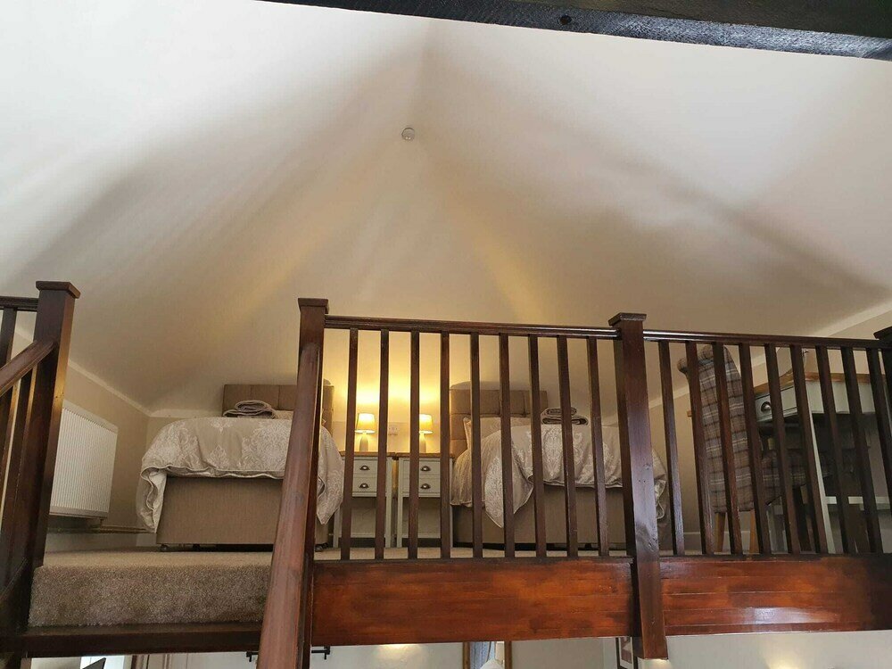 Фото The Lower Bell