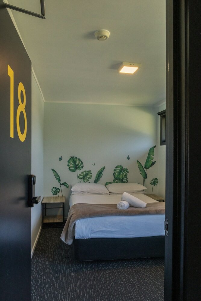 Фото The Black Sheep Backpackers