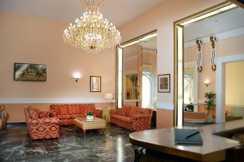 Внешний вид отеля Ambasciatori Palace в Монтекатини-Терме, фото 2