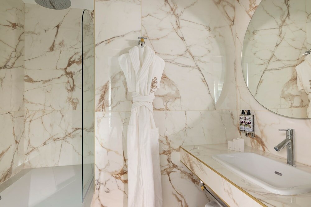 Фото Hôtel Kleber Paris & SPA