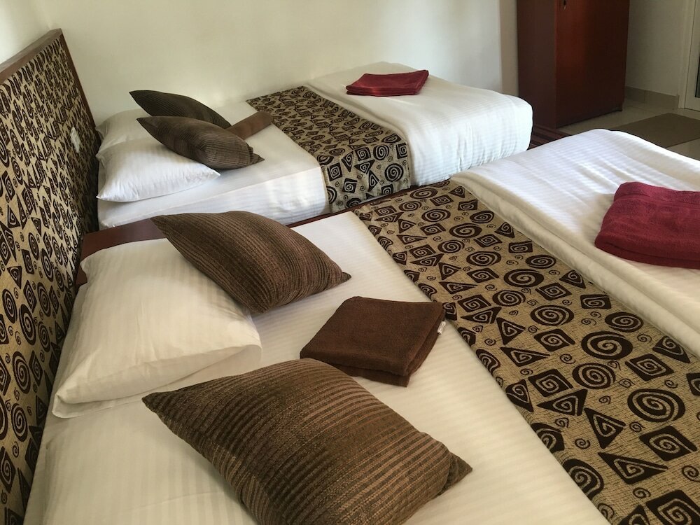 Фото Ella Red Rock