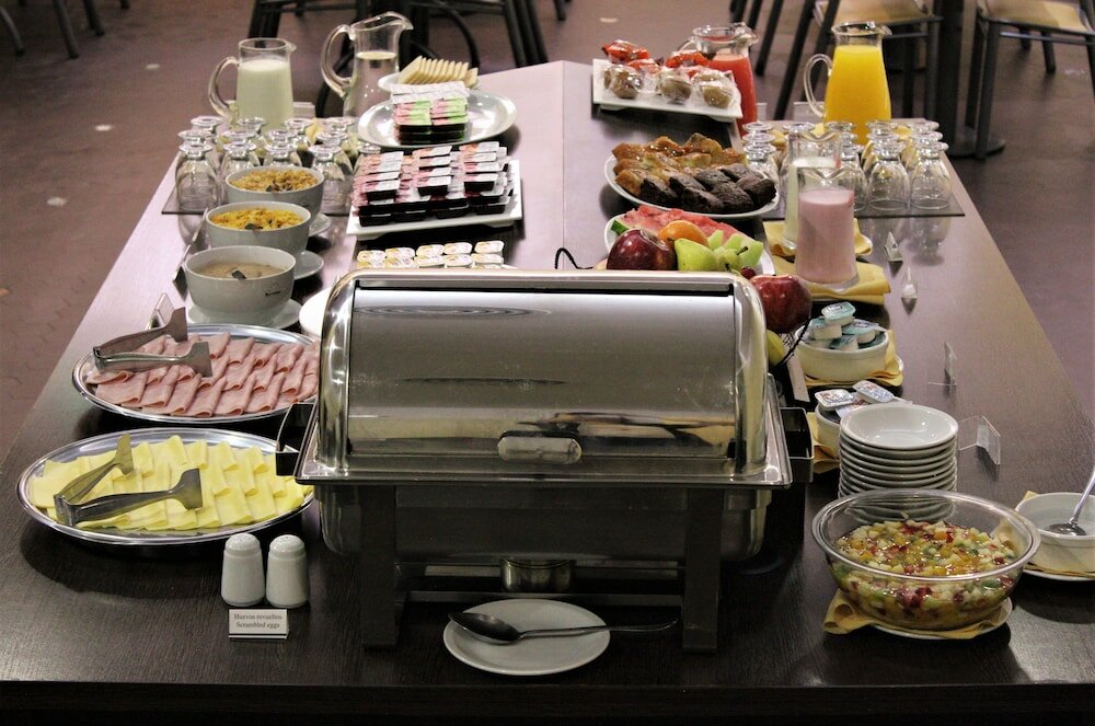 Фото Hotel 8 de Octubre