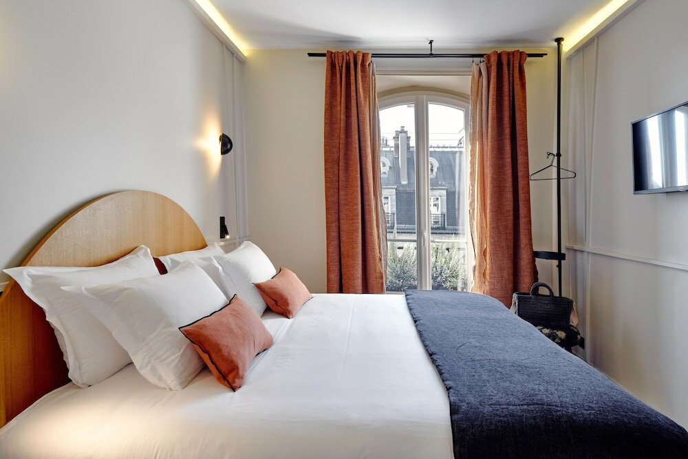 Фото Tinah Paris - Reaumur Montorgueil