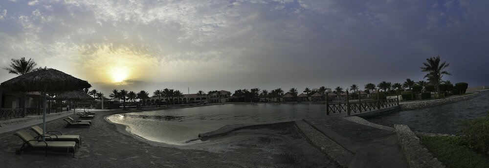 Фото Al Bander Hotel & Resort