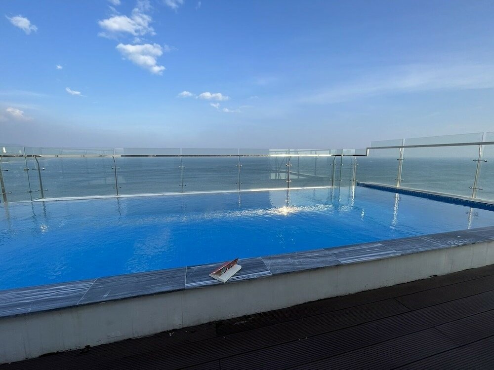 Фото De L'amour Hotel