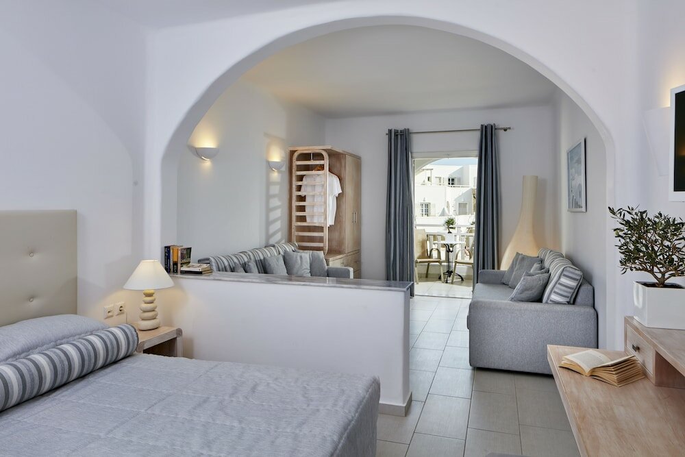 Фото Aegean Plaza Hotel