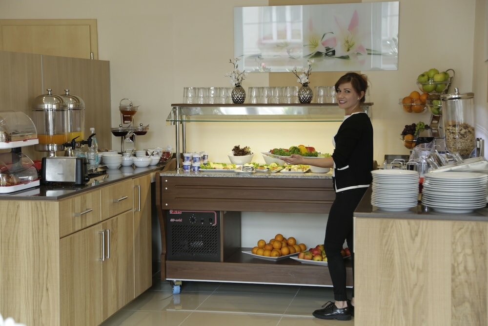 Фото Alexander Business Hotel