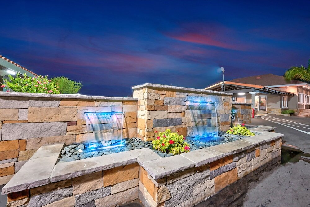 Фото Traveler's Inn