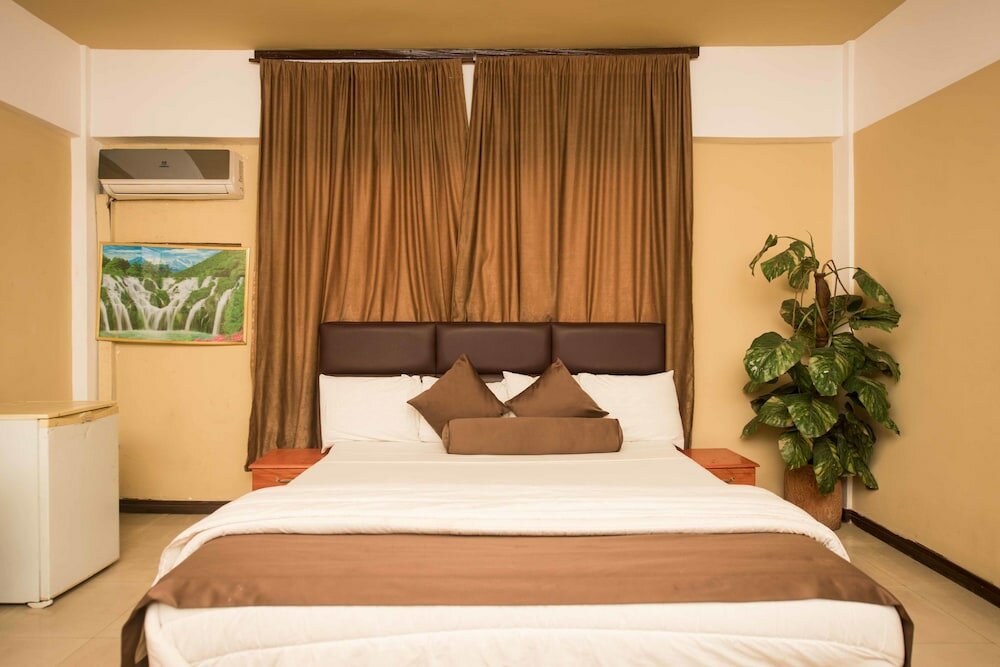 Фото Niagara Hotel