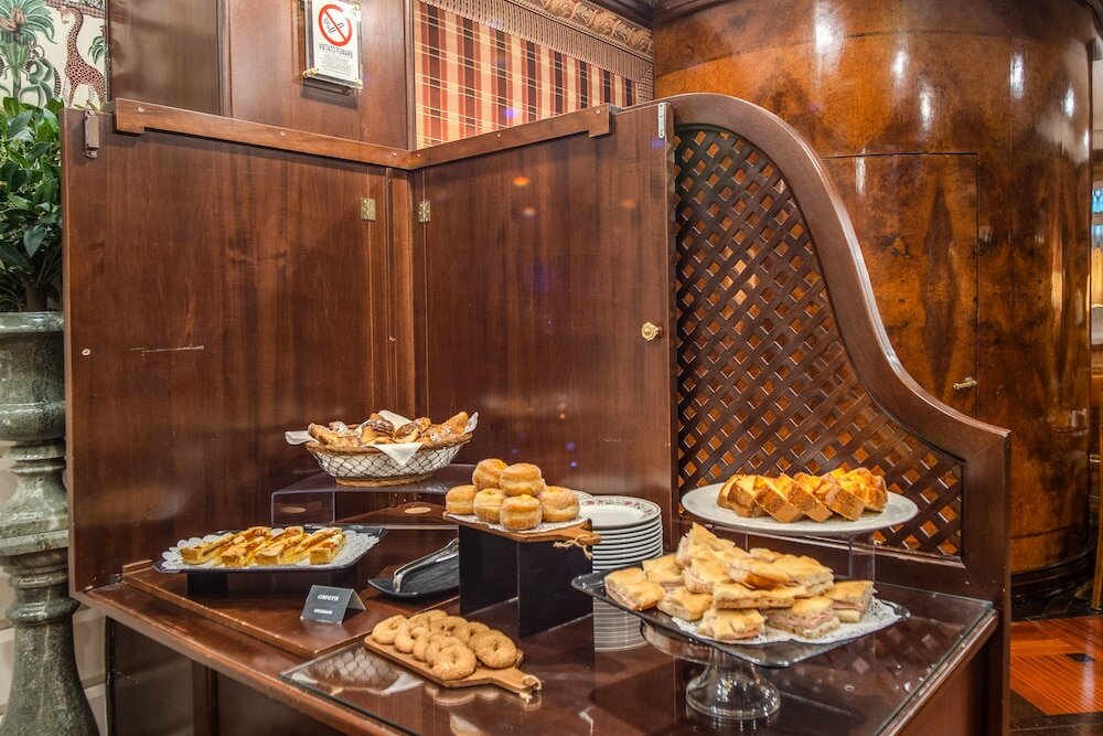 Фото Hotel Britannia