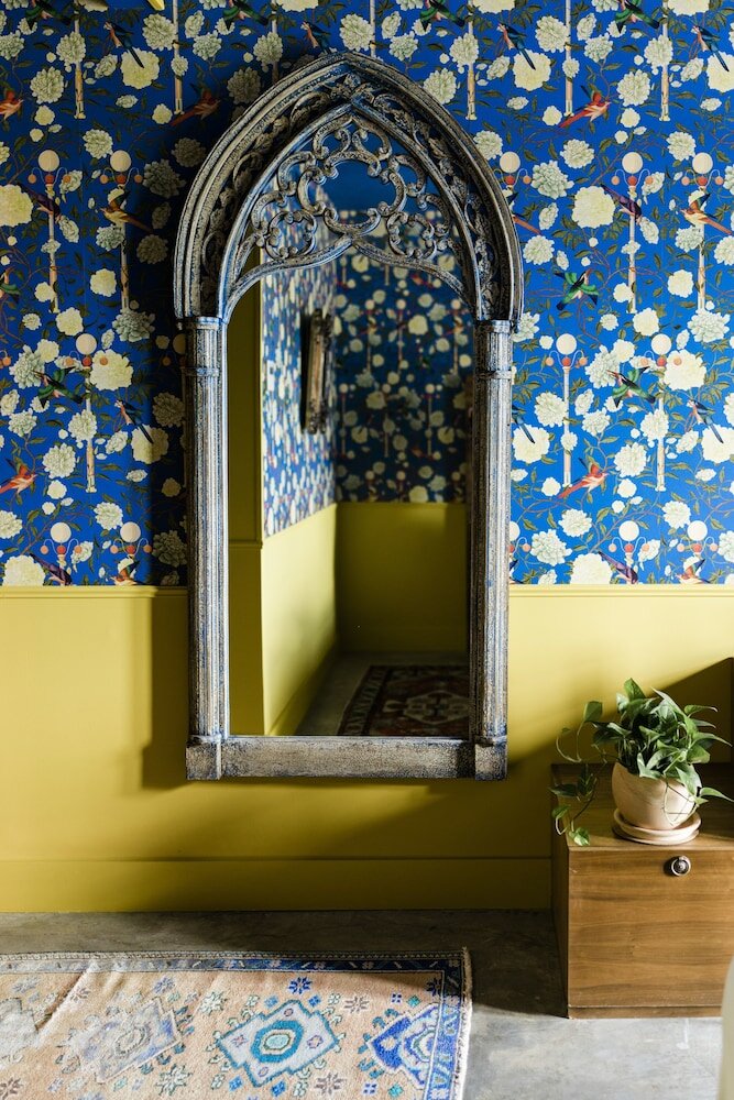 Фото The Frances Modern Inn